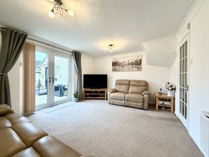Living Room- click for photo gallery